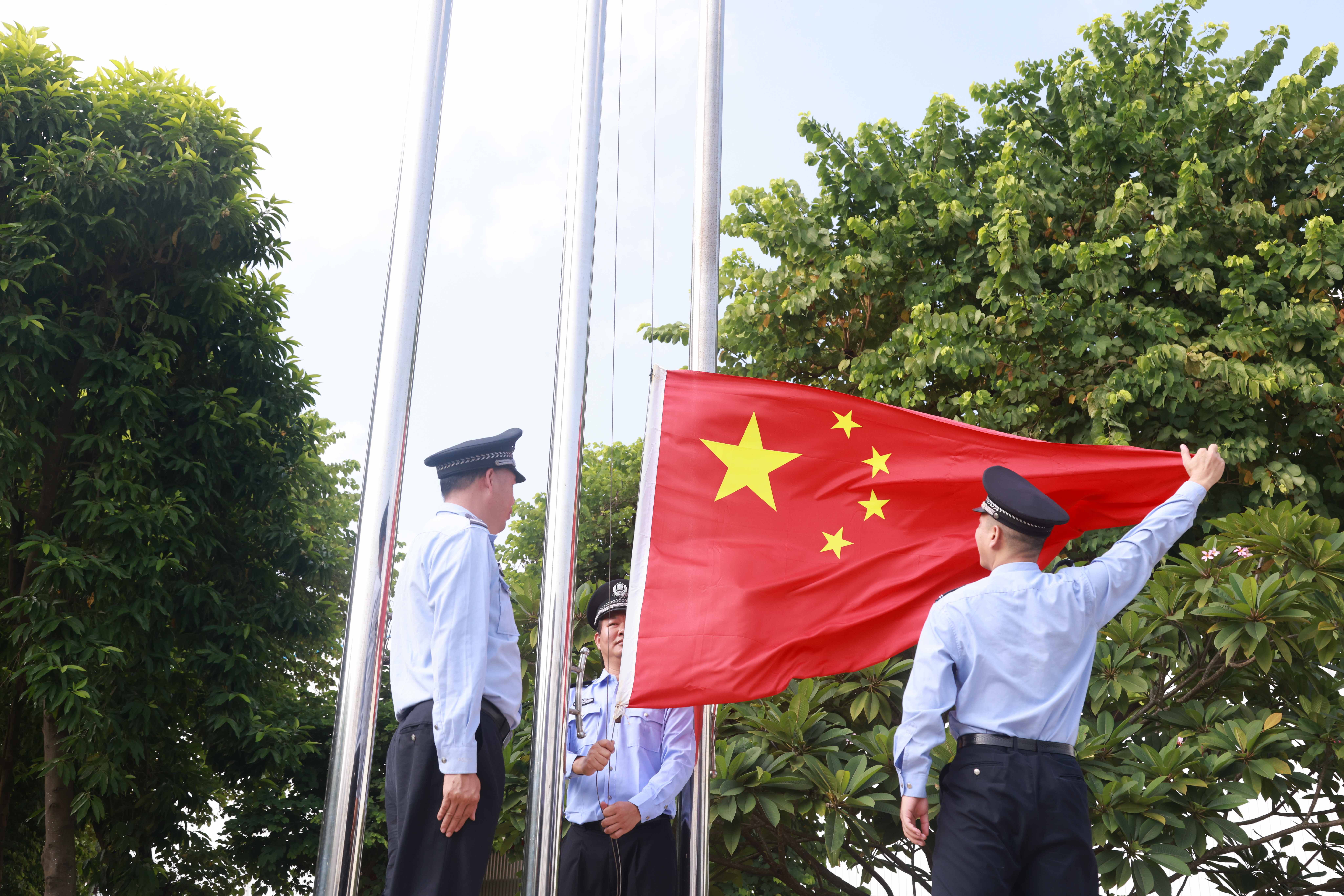 国旗聚匠心 实干担使命｜明阳淀粉公司以岗位告白祖国华诞